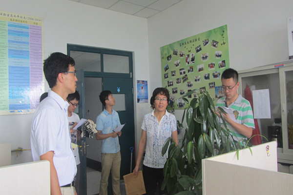 赵经理讲解安规重要性（摄影：王敏）