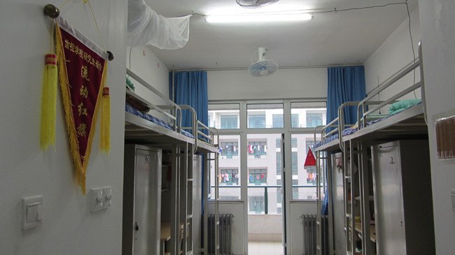 干净整洁的宿舍