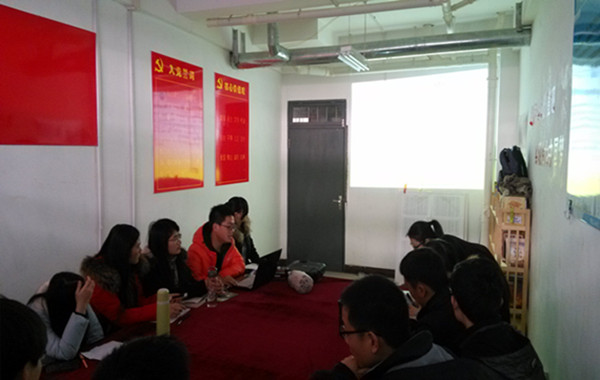 组织委员孙文建发言