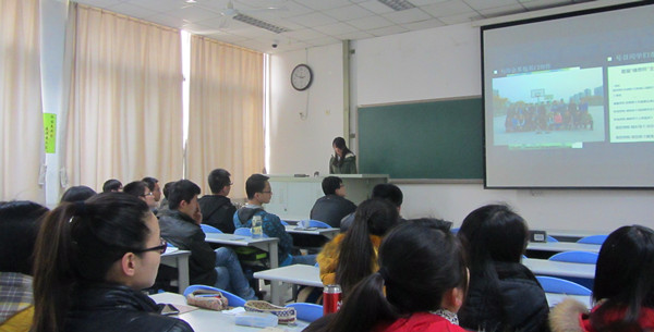 英语协会副主席作总结